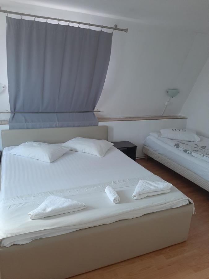 Piccola Italia Casa Racovita Cluj-Napoca Eksteriør billede