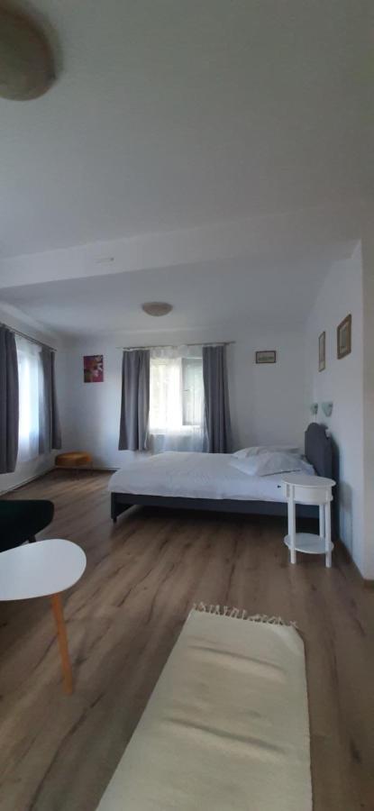 Piccola Italia Casa Racovita Cluj-Napoca Eksteriør billede