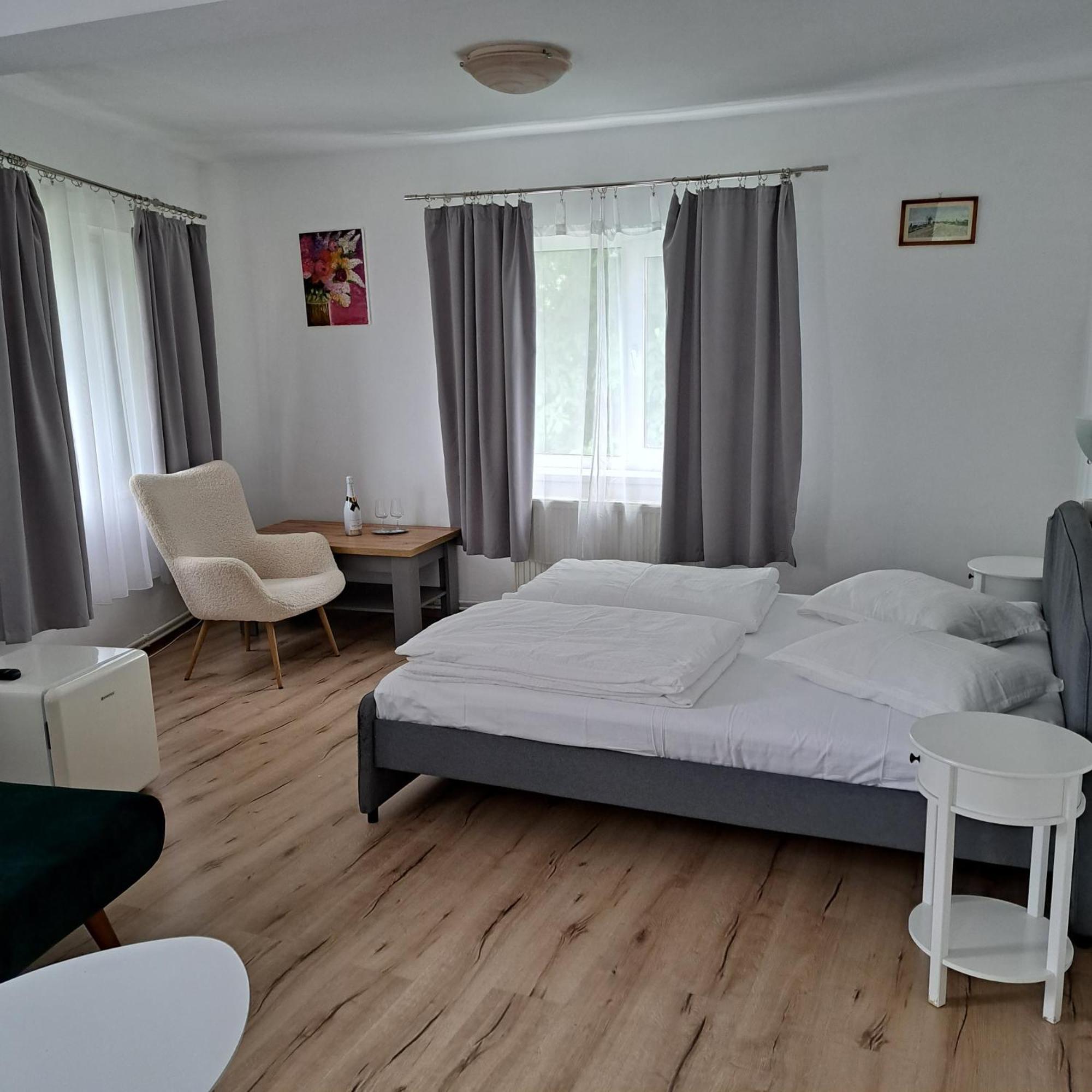 Piccola Italia Casa Racovita Cluj-Napoca Eksteriør billede